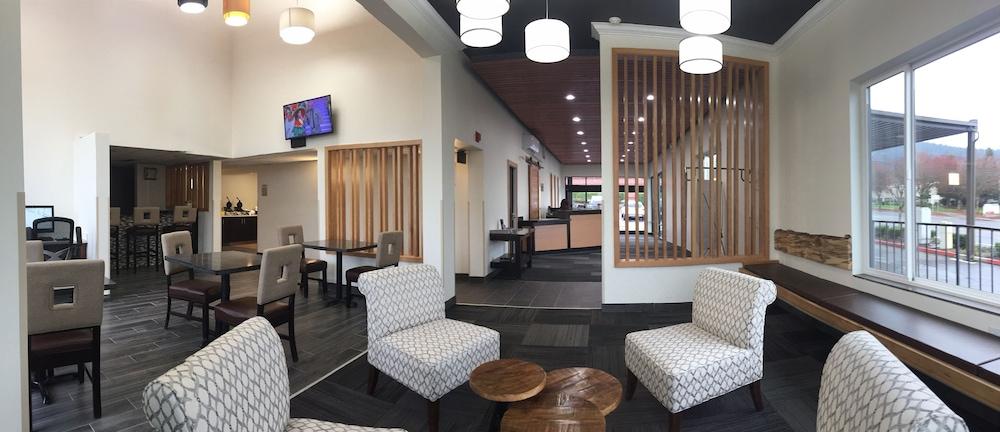Quality Inn & Suites Clackamas - Portland Exteriér fotografie
