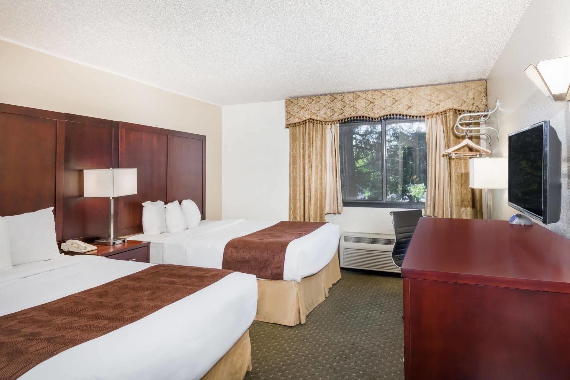 Quality Inn & Suites Clackamas - Portland Exteriér fotografie